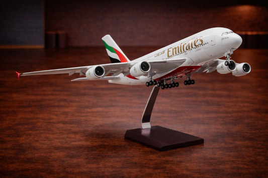 Airbus A380 New Emirates | Escala 1:160 | 47 cm