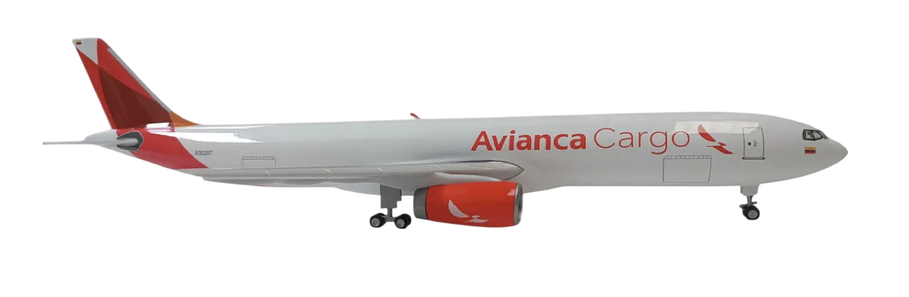 Airbus A330 Avianca Cargo | Escala 1:140 | 46 cm