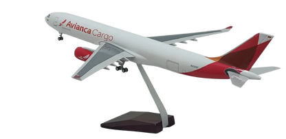 Airbus A330 Avianca Cargo | Escala 1:140 | 46 cm